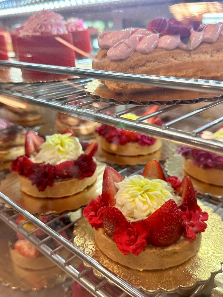 A case of pastries at Creme de la Creme Albuquerque.