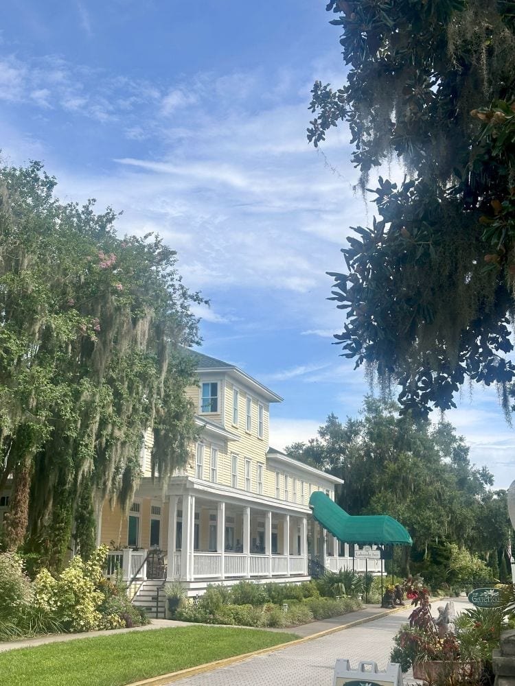 The exterior with the expansive front porch at the Lakeside Inn in historic Mount Dora.
